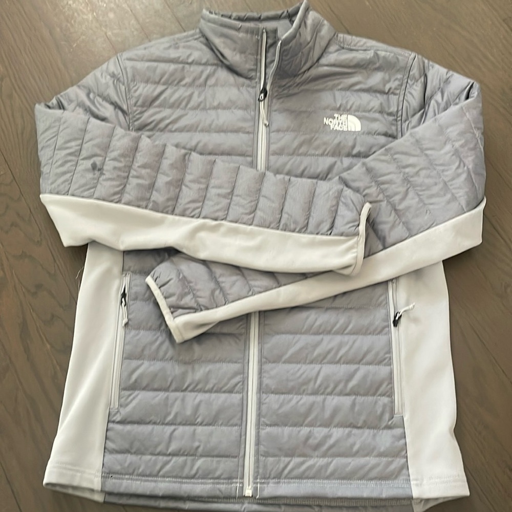Men’s North Face light jacket